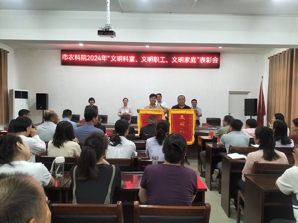4_副本裁剪.jpg 4_副本裁剪.jpg