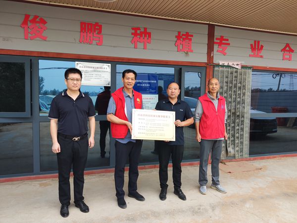 4_副本裁剪.jpg 4_副本裁剪.jpg