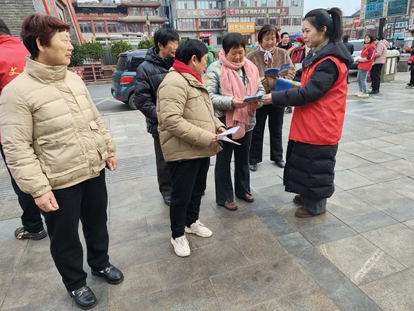 4_副本裁剪.jpg