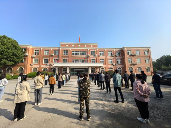 2_副本裁剪.jpg 2_副本裁剪.jpg